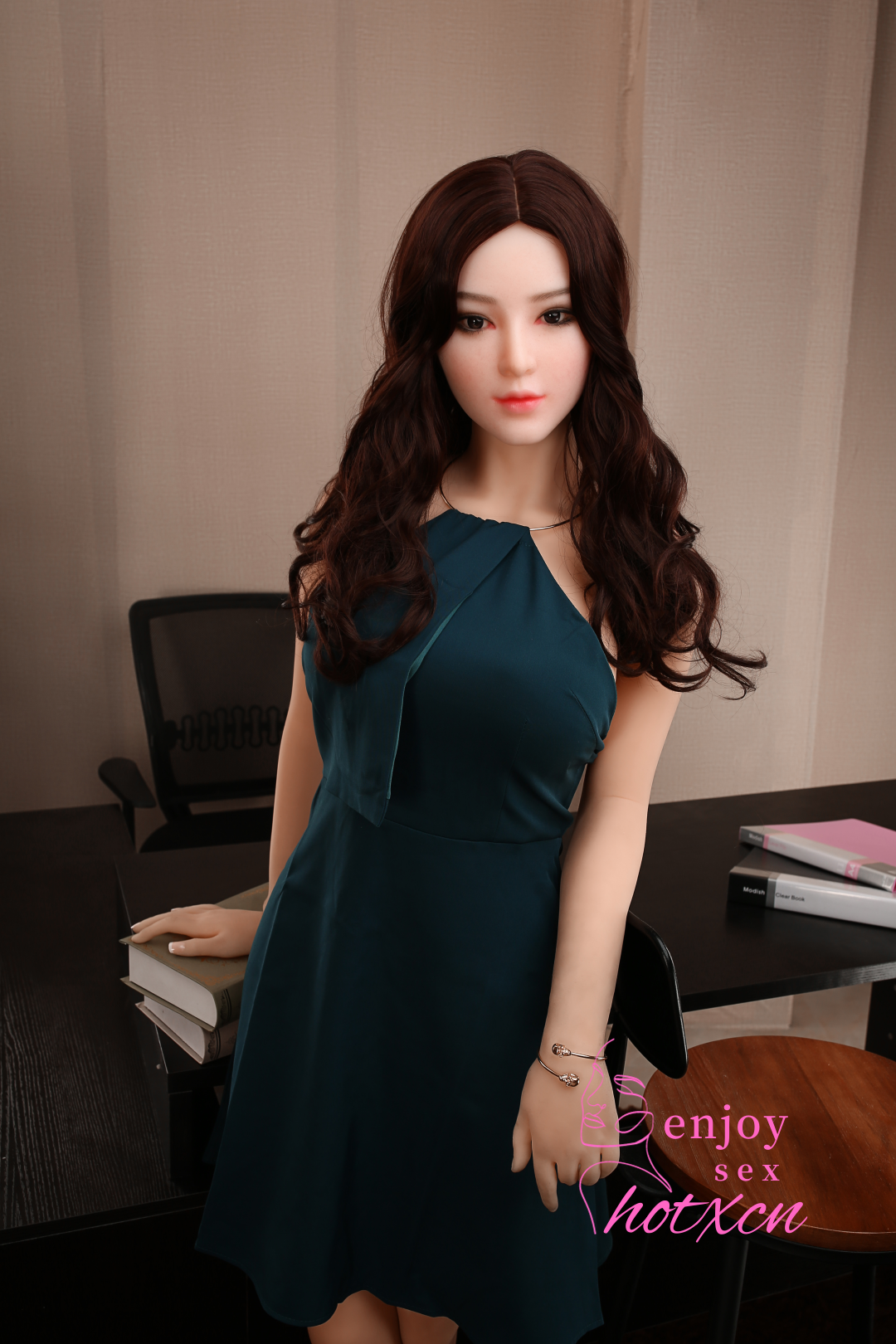 ViVi chinese sex doll 165cm Silicone head and TPE Body